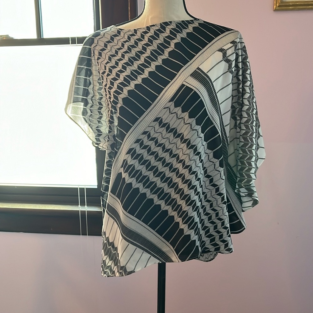 Black label by Chicos top